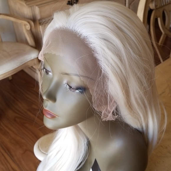 Platinum Bleach Blonde Lace Front Wig 22-24 inches - Picture 7 of 8